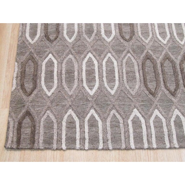 Contemporary 8x10 Gray Hand-Knotted Wool Ogee Lattice Pattern Modernist Design Carpet Rug For Sale - Image 3 of 4