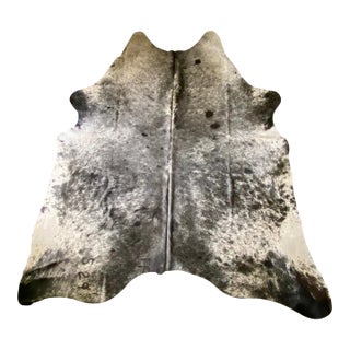 529 Black & White Roan Natural Brazilian Cowhide 81" X 94" For Sale