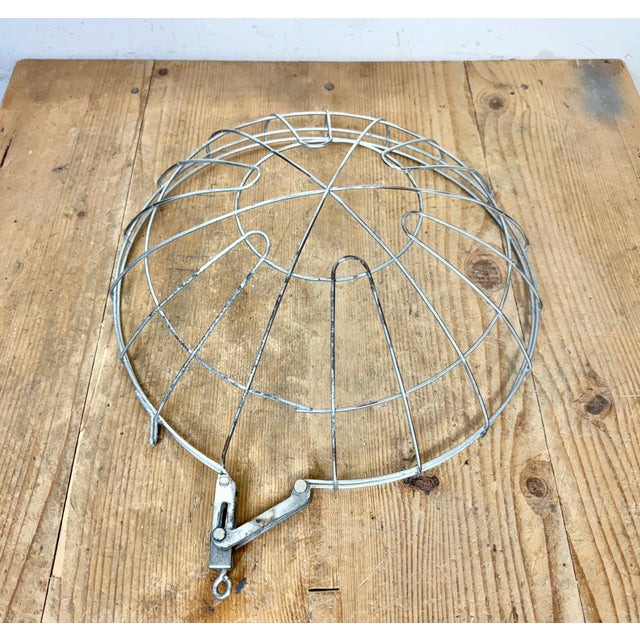 Industrial White Enamel Factory Pendant Lamp from Benjamin, USA, 1960s For Sale - Image 14 of 16