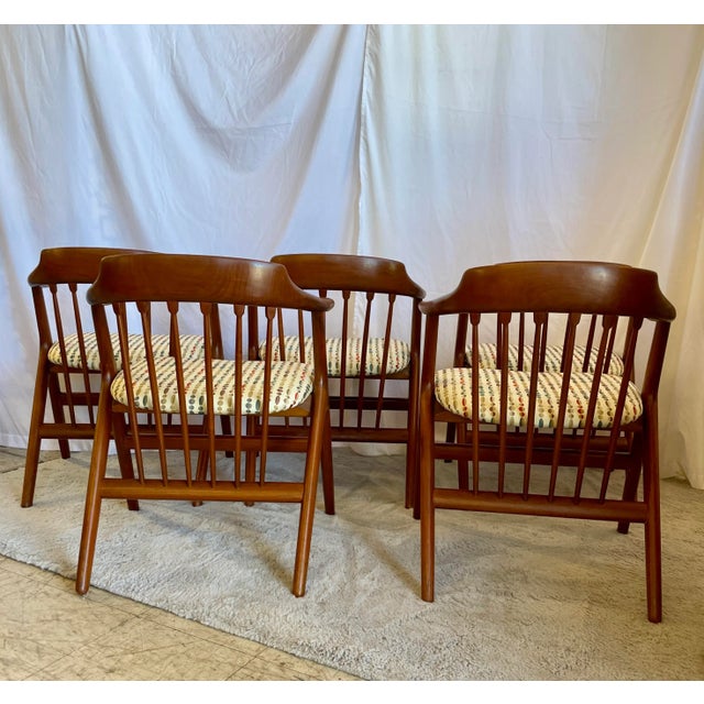 These Svend Madsen design chairs are the Holy Grail of design. Made from solid teak joined with top craftmanship. Here is...
