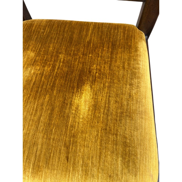 1980s Ethan Allen Jacobean Royal Charter Oak Dining Room Side Chairs Gothic Pair For Sale - Image 10 of 12
