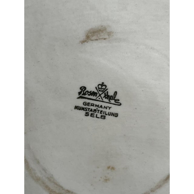 1940s Porcelain Sculpture of Squatting Woman by Fritz Klimsch for Rosenthal, 1940 For Sale - Image 5 of 10