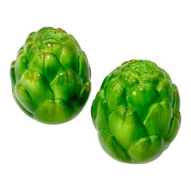 Example of Salt and Pepper Shakers