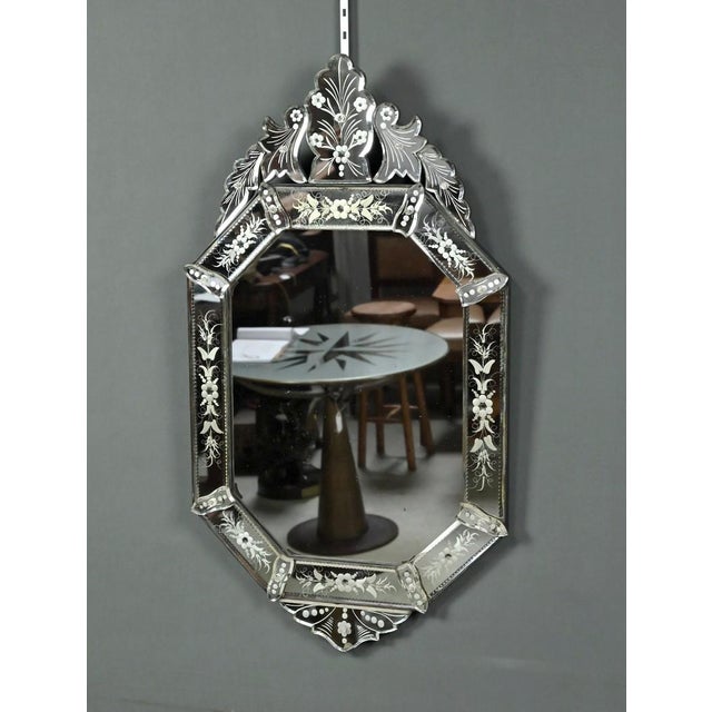 Mid-Century Modern Vintage Octagonal Venetian Mirror, 1950 For Sale - Image 3 of 18