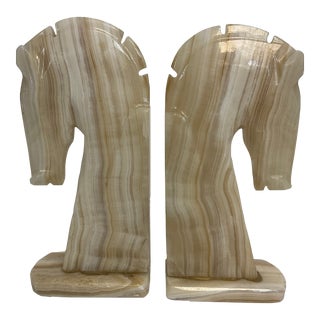 Mid-Century Italian Chiseled Onyx Marble Alabaster Horse Bookends - a Pair For Sale