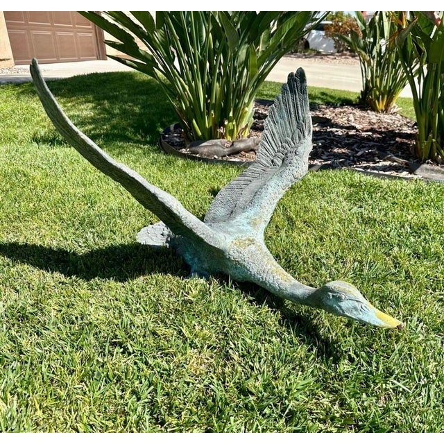 1920s Pair of Large Japanese Bronze Garden Duck Sculptures – Verdigris Patina, Life-Size Waterfowl Statues For Sale - Image 15 of 18