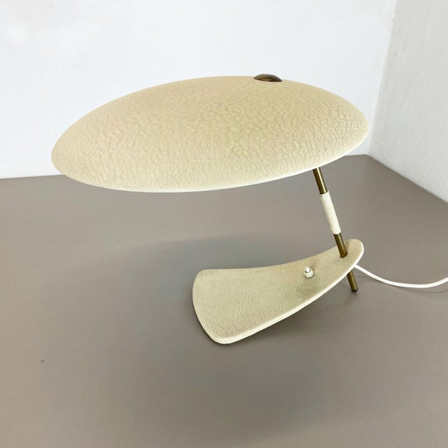 Modernist Bauhaus Desk Light in Metal and Brass, Austria, 1950s For Sale - Image 4 of 18