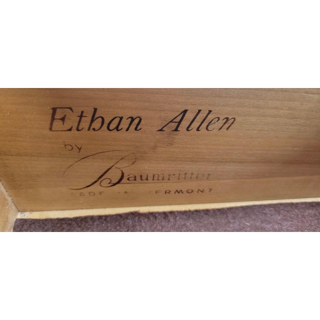Traditional Vintage Ethan Allen Heirloom Nutmeg Maple Buffet Server With Hutch For Sale - Image 3 of 10