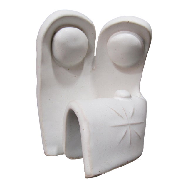 1970s Mid-Century Modern Abstract Family Studio Pottery Sculpture – Matte White Signed For Sale
