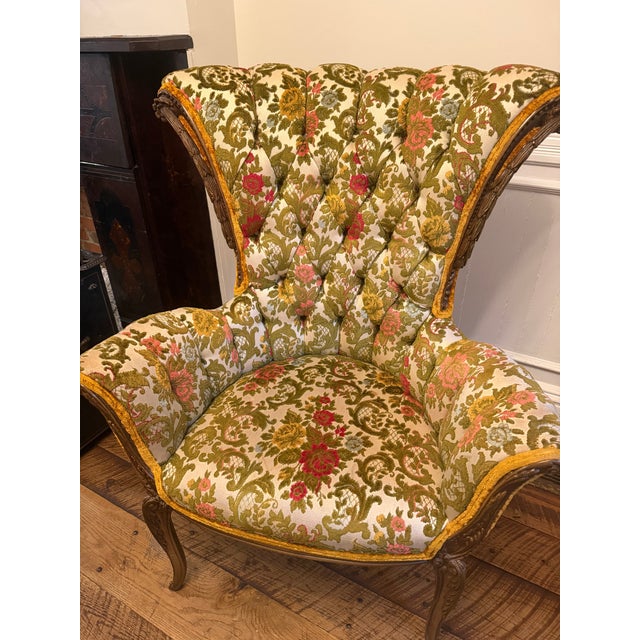 Pair of Vintage French Provincial Two-Tone Velvet and Tapestry Wingback Bergère Chairs For Sale In New York - Image 6 of 7
