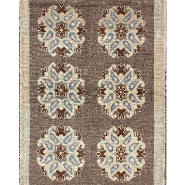 Mid 20th Century Tribal Turkish Hand Knotted Oushak Carpet With Floral Medallions in Taupe, Ivory and Blue For Sale - Image 5 of 8