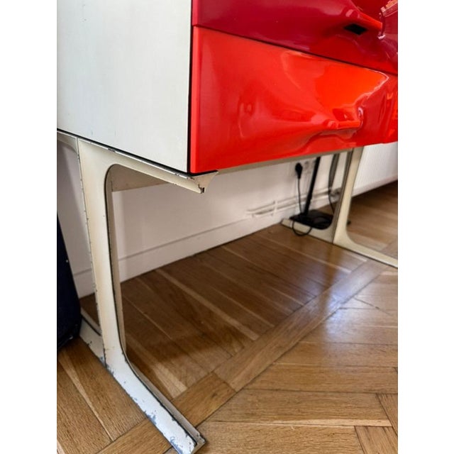 1970s DF2000 Double-Sided Console Table with Six Drawers by Raymond Loewy, 1970s For Sale - Image 5 of 5
