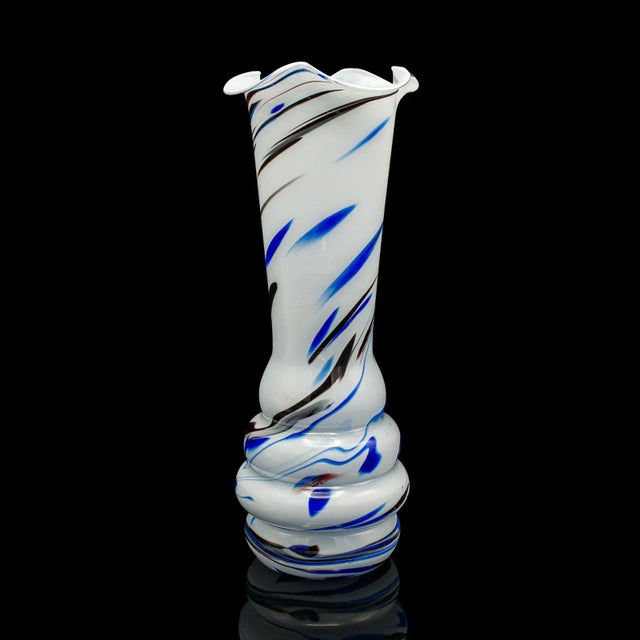 Early 20th Century 1950's Tall Vintage Murano Flower Vase For Sale - Image 5 of 12