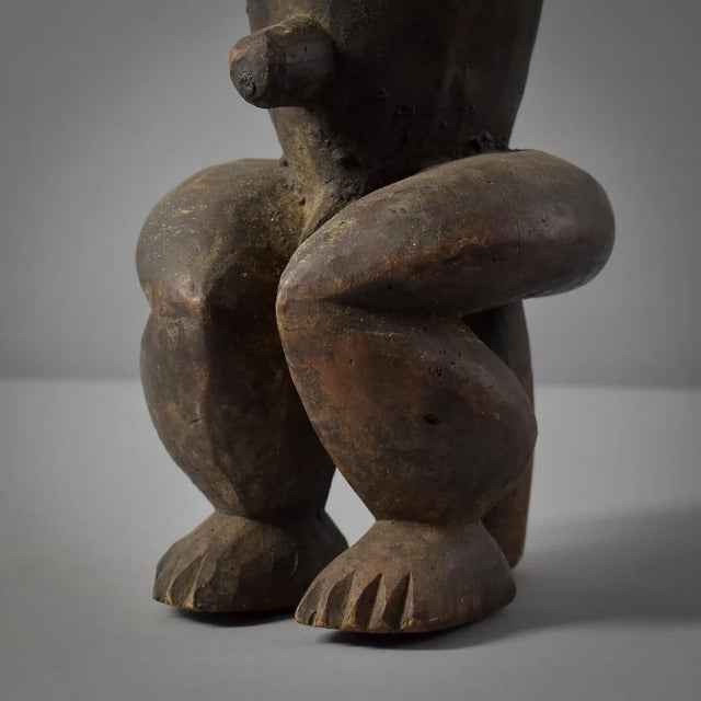 Early 20th Century Early 20th Century Male Fang Byeri Seated Reliquary Figure Gabon For Sale - Image 5 of 11