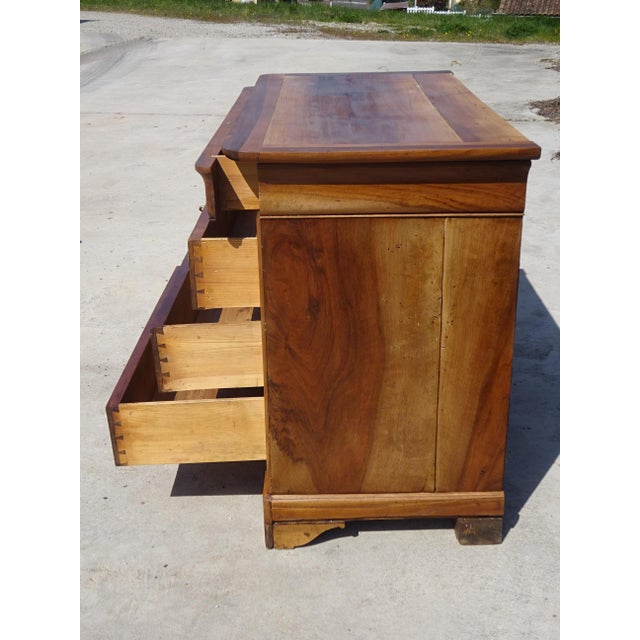 Louis-Philippe Walnut Chest of Drawers, 1850s For Sale - Image 17 of 18