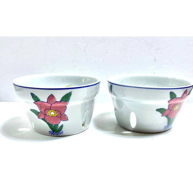 Traditional Pair of 1980s Porcelain Ventilated Orchid Cachepots With Floral Motif For Sale - Image 3 of 12