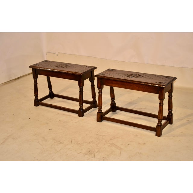 Victorian Pair of Late 19th Century English Oak Carved Benches For Sale - Image 3 of 8