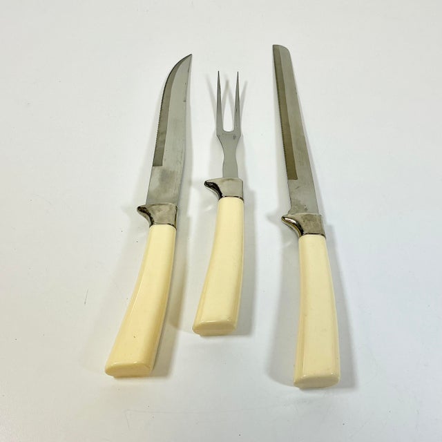 1950s Vintage English Boho Chic Sheffield Bakelite Handled Carving Cutlery - Set of 3 For Sale - Image 14 of 14