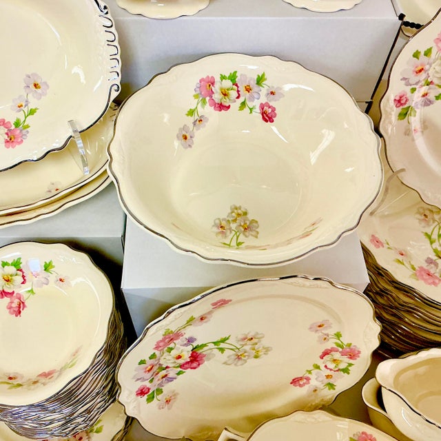 1934 Vintage Hollywood Regency Boho Chic Virginia Rose Dinnerware - Set of 100, Buffet Service for 20 For Sale - Image 11 of 18