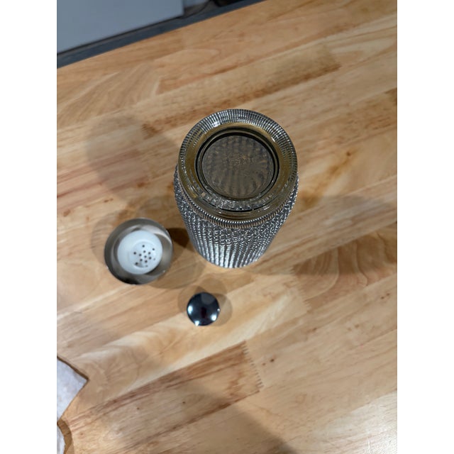 Chrome 1960s Mid Century Modern Chrome and Glass Martini Shaker For Sale - Image 8 of 9