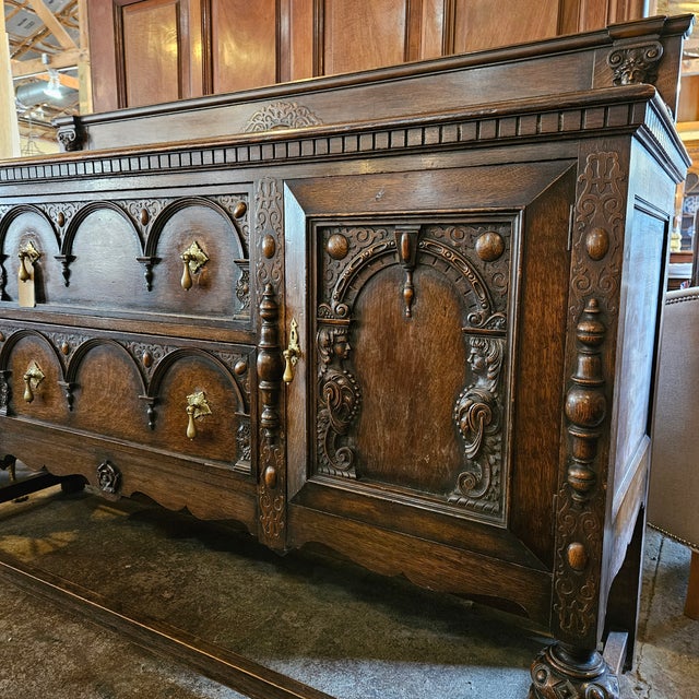 English Late 19th Century English Oak Renaissance Revival Carved Sideboard For Sale - Image 3 of 11