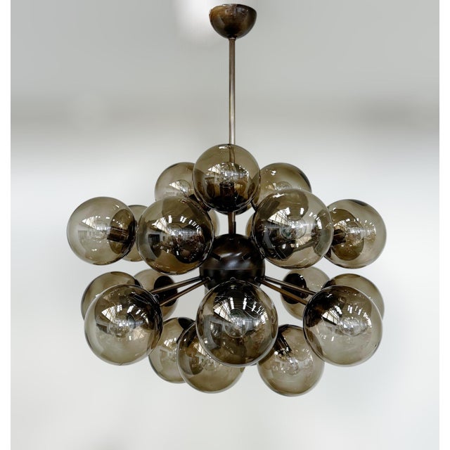 Italian 21st Century Ovale Bronze Smoky Murano Sputnik Chandelier by Fabio LTD For Sale - Image 3 of 9