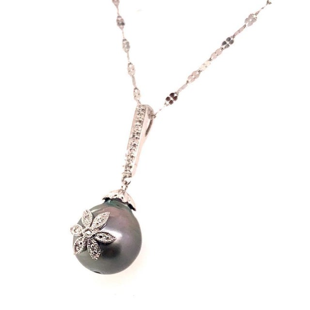 Diamond Tahitian Pearl Necklace 18k Gold Certified For Sale - Image 9 of 9