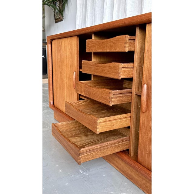 Mid-Century Modern Scandinavian Teak Sideboard from Dyrlund, Denmark, 1960s For Sale - Image 16 of 18