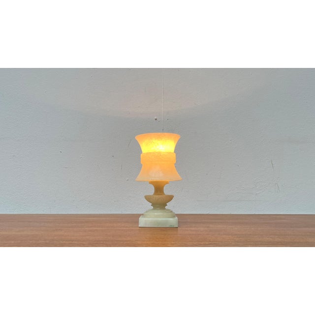 Vintage French Hollywood Regency Style Alabaster Table Lamps, Set of 2 For Sale - Image 3 of 18