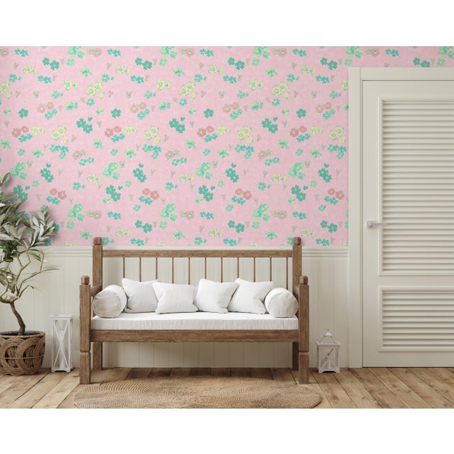 Non-woven fiber-based material with a smooth satin finish. We use the latest digital technology providing the highest...