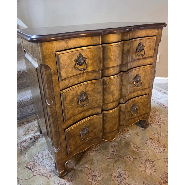 Stunning Antique French chest of drawers in rich gold/gilt finish. Exceptional quality and design combine making this a...