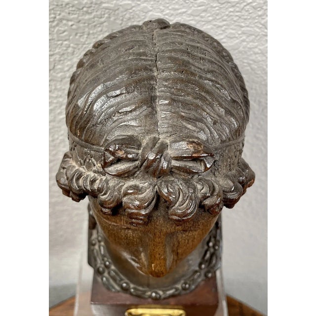 18th Century Antique Carved Wood Head Young Woman Figure 18th Century French Greco-Roman Lady For Sale - Image 5 of 10