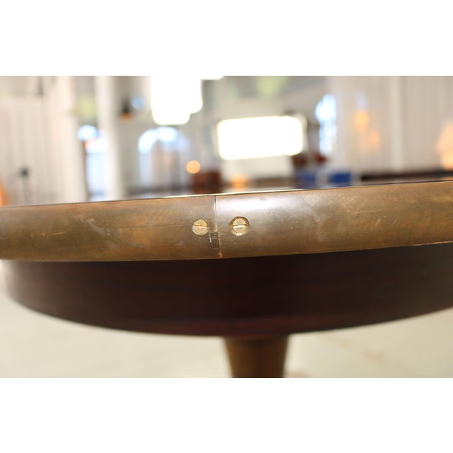 Round Ships Table in Dark Stained Wood with Brass Details by Gustavo Pulitzer-Finali, Italy, 1940s For Sale - Image 16 of 18