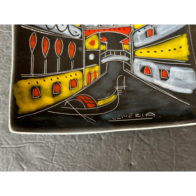 Modern Italian Pottery Ashtray or Wall Plate For Sale In New York - Image 6 of 12