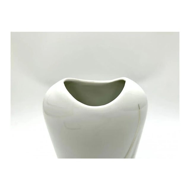 White Porcelain Vase by Johann Seltmann Vohenstrauß, Germany, 1950s For Sale - Image 8 of 10