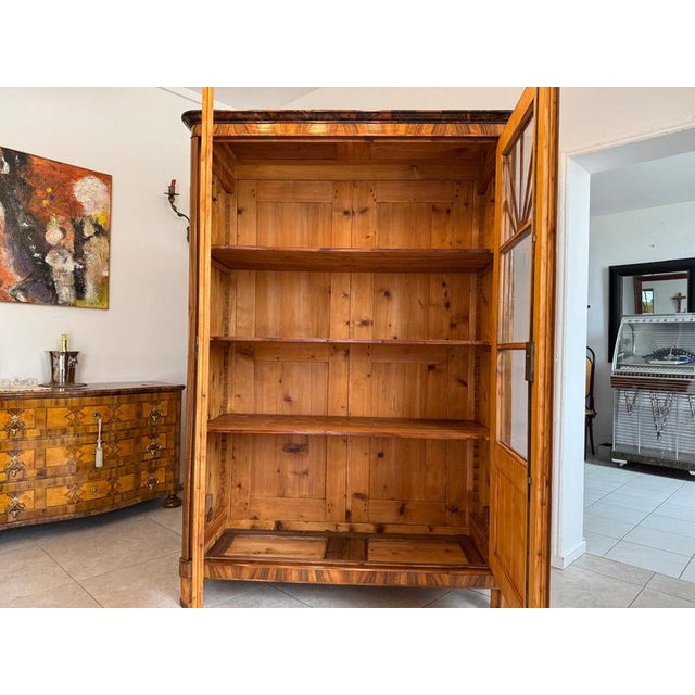 Biedermeier Display Cabinet in Walnut For Sale - Image 6 of 16