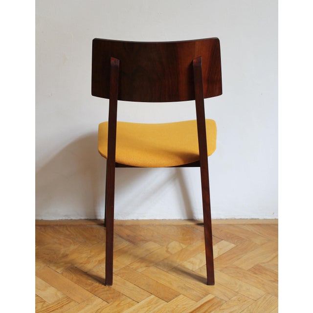 Mid-Century Scandinavian-Style Dining Chair in Walnut, 1960s For Sale - Image 6 of 17