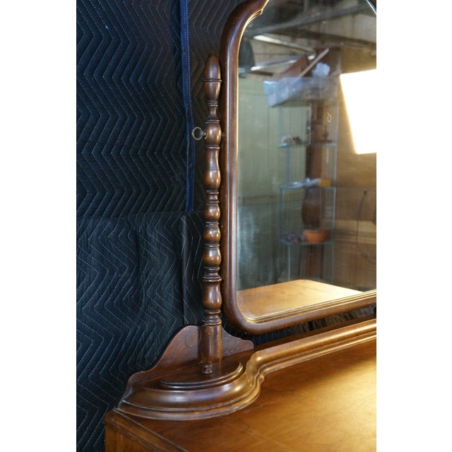 Antique Knox-Hutchins Burled Walnut 4 Drawer Dresser With Mirror & Jewelry Boxes For Sale - Image 6 of 18
