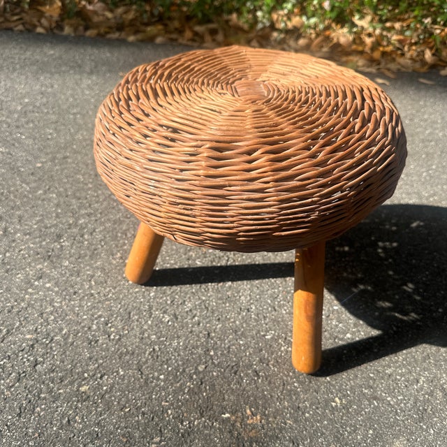 Tony Paul 1950s Tripod Wood and Wicker Stool in the Manner of Tony Paul For Sale - Image 4 of 4