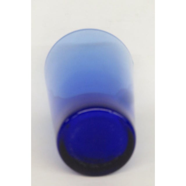 Late 20th Century Anchor Hocking Refreshers Cobalt Tapered Tumbler Blue Glass Beverage Cup For Sale In Miami - Image 6 of 7
