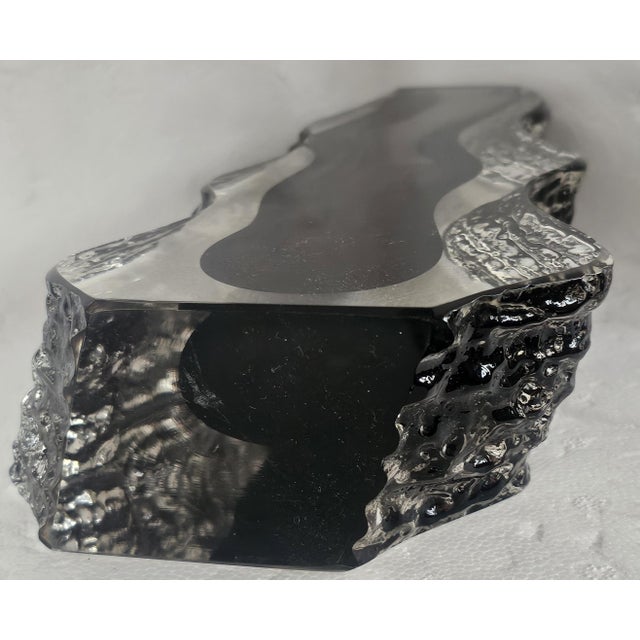 1970s Mandruzzato Murano Sculptural Sommerso Glass Vase — Heavy, Hand‑Cut Italian Art Glass For Sale - Image 10 of 13