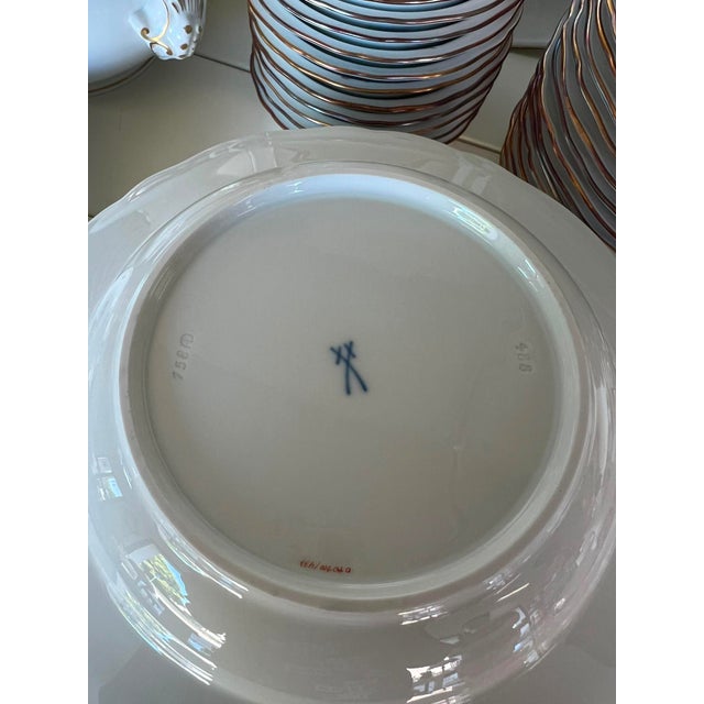 Porcelain Plate Set with Floral Decoration from Meissen Porcelain, 1990s For Sale - Image 12 of 15