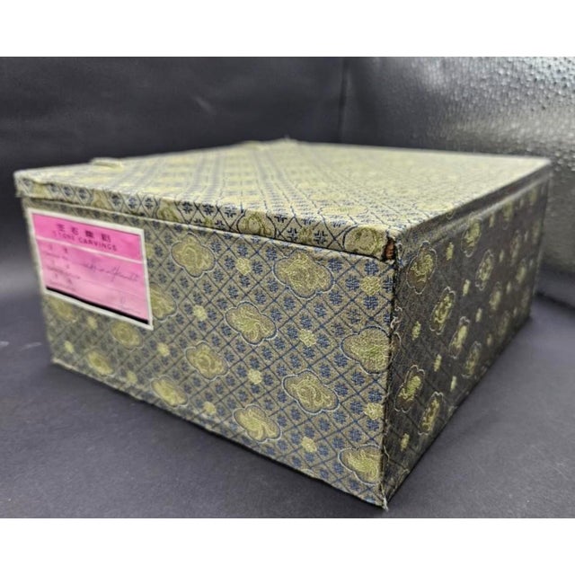 Chinese Vintage 1980s Chinese Silk Covered Wooden Jewelry Trinket Gift Box W Down Lining For Sale - Image 3 of 7