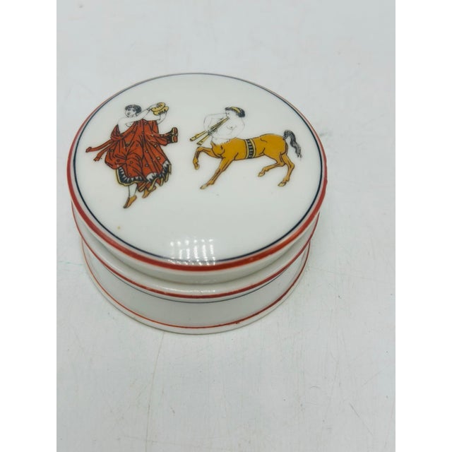 1950s Neoclassical Ceramic Trinket Box For Sale - Image 5 of 9