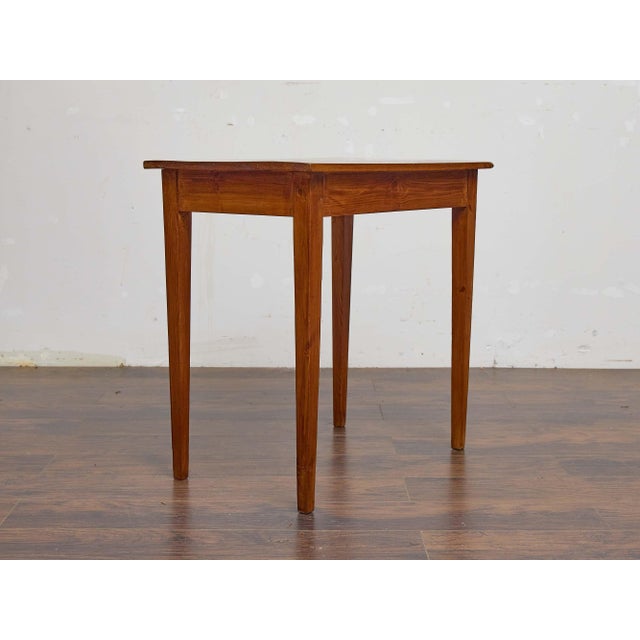 Mid 19th Century 19th Century English Country House Pine Table With Tapered Legs For Sale - Image 5 of 11