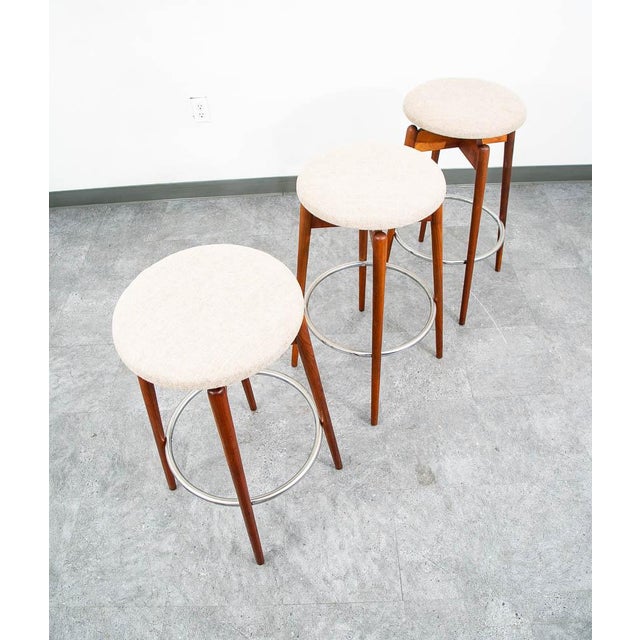 Mid-Century Modern Mid Century Modern Bar Stools Set 3 Attributed to Albert Parvin Off White Solid Walnut Danish For Sale - Image 3 of 12