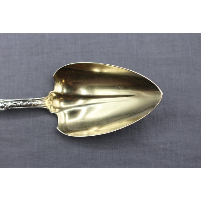 American 1890 American Marie Antoinette Sterling and Gilt Preserves Serving Spoon by Gorham For Sale - Image 3 of 7