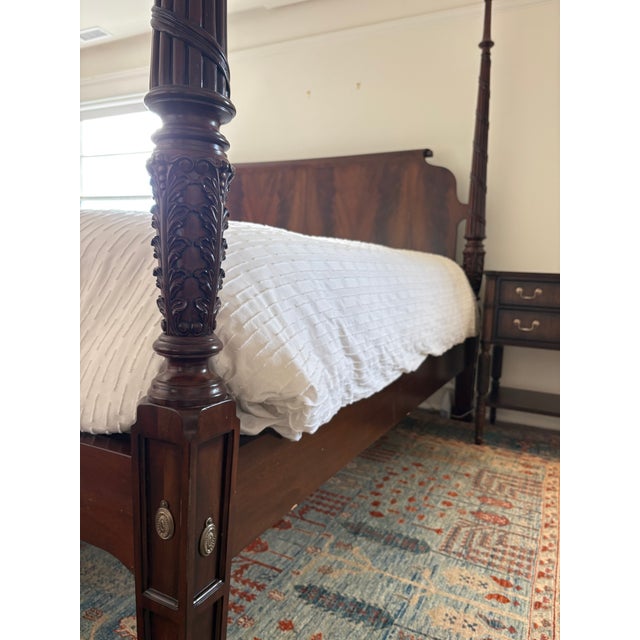 Traditional Ethan Allen Laurel Bed & Melville Nightstands For Sale - Image 3 of 4