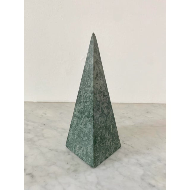 Green Marble Obelisk With Dramatic Veining For Sale - Image 4 of 8