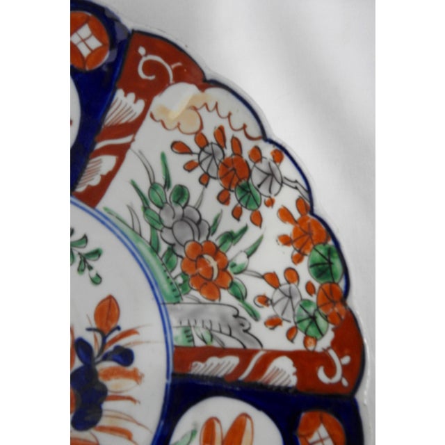 Chinese Early 20th Century Hand-Painted Chinese Imari Charger Plate For Sale - Image 3 of 10